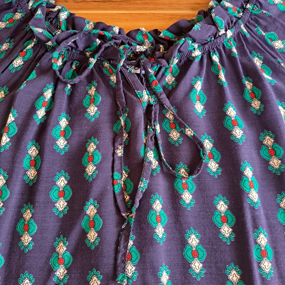 Bohemian Patterned Blouse with Lace Trim - Picture 4 of 5
